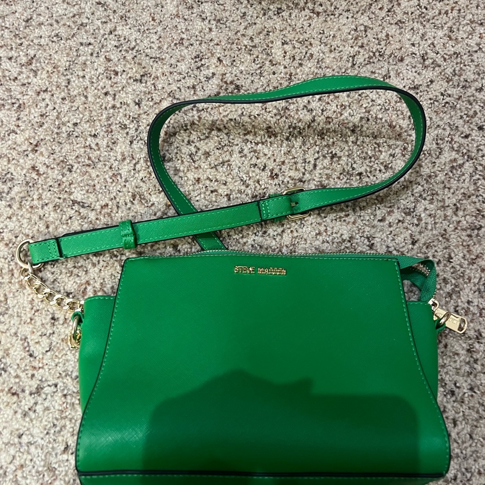 Green Steve Madden crossbody purse